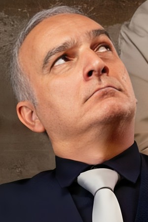 بیژن بنفشه‌خواه