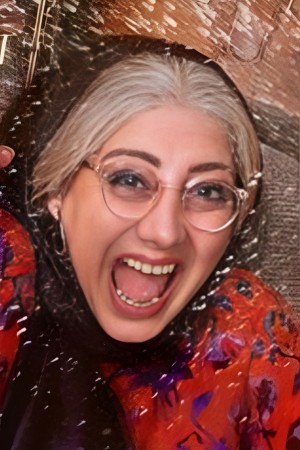 زهرا داوودنژاد