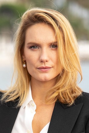 آنا ژیراردو