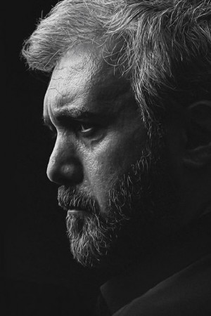 کامبیز دیرباز