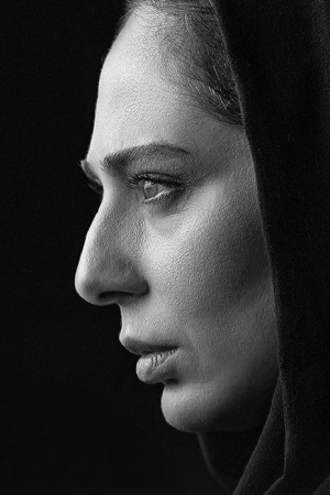 رعنا آزادی‌ور