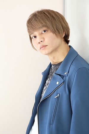 شینتارو آسانوما