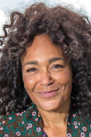 کارولاین هندرسون