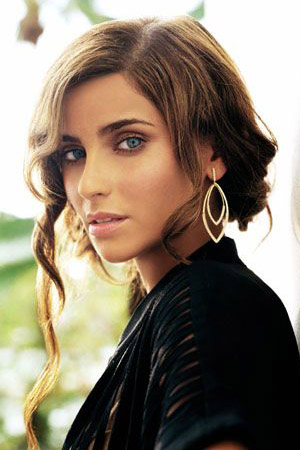 نلی فورتادو