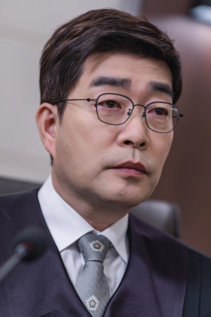 سون هیون-جو