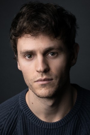 چارلی ویکرز