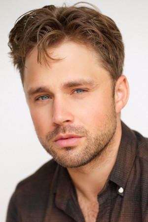 مکس لوید جونز