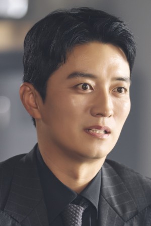 این گیو جین