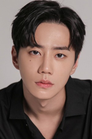 لی جون-یونگ